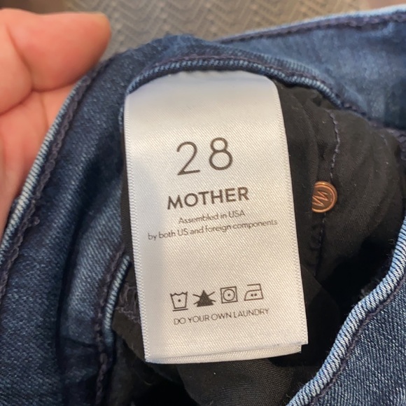 MOTHER Looker Jean - Picture 4 of 5